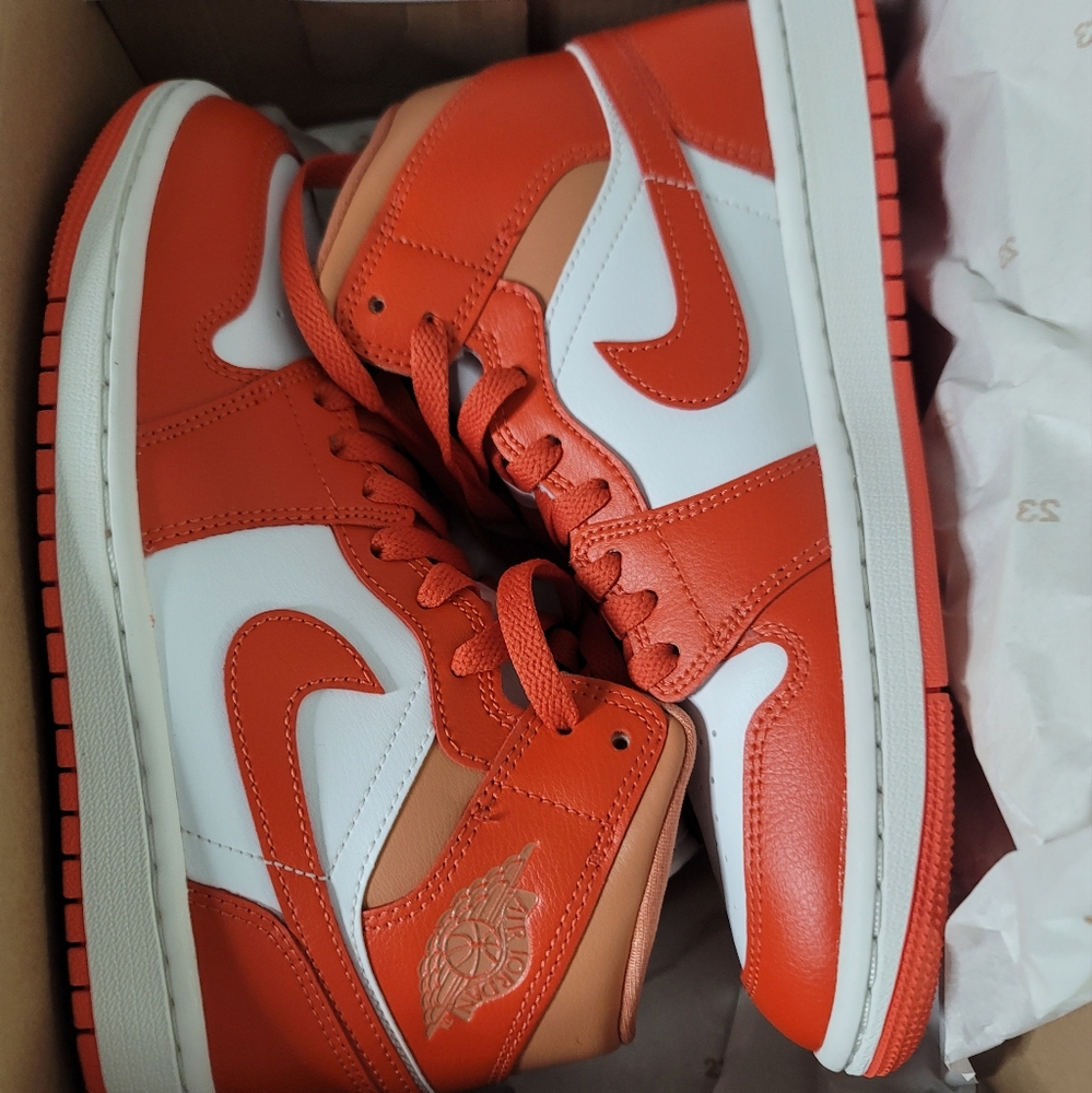 Womens Size 7 - Air Jordan 1 Mid Cosmic Clay